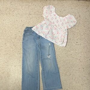 Floral White Top and Blue Jeans Set old navy cat & Jack size 8 girls